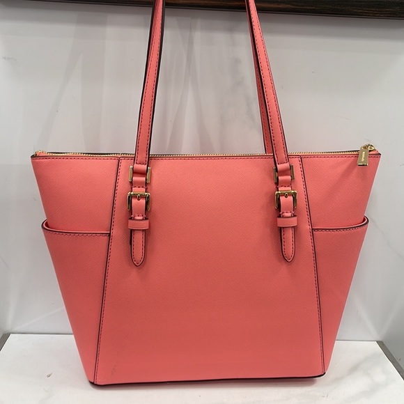 MICHAEL KORS Charlotte Large Leather Top-Zip Tote
Tea Rose - Picture 11 of 16